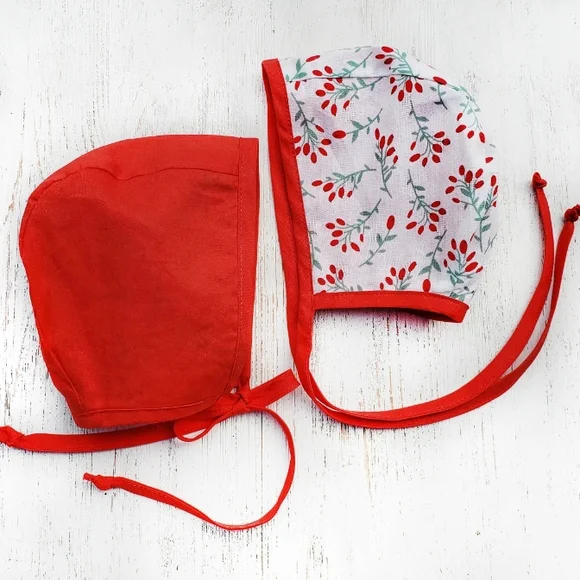 Charming Floral Kids Bonnet in Red and White - Picture 3 of 5